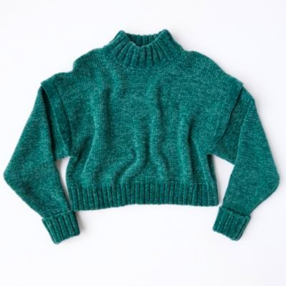 NWT UO Daria Double Take Chenille Sweater